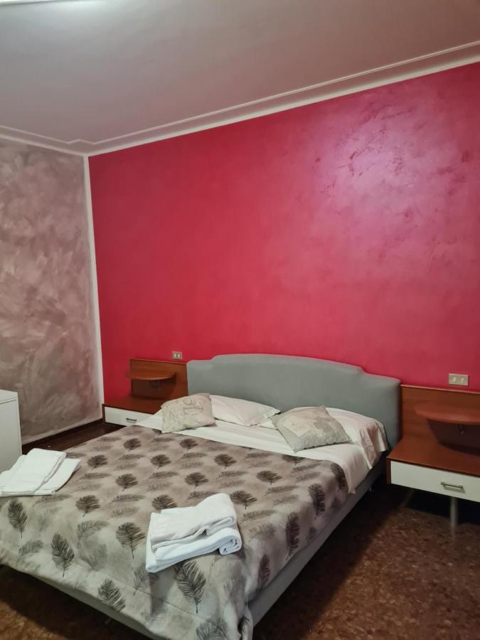 landlady airport orio Bergamo Ida Hotel Orio al Serio Exterior foto