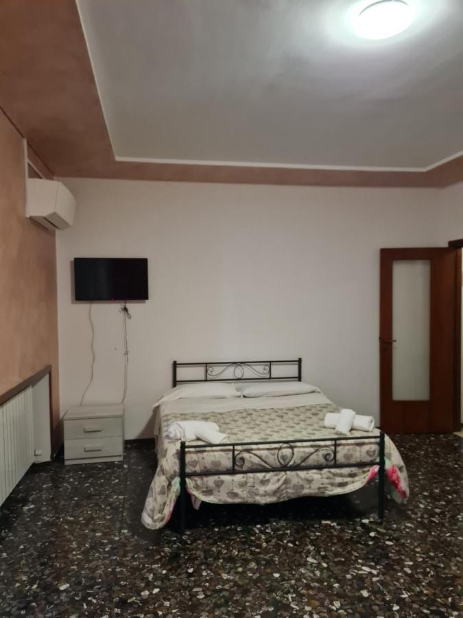 landlady airport orio Bergamo Ida Hotel Orio al Serio Exterior foto